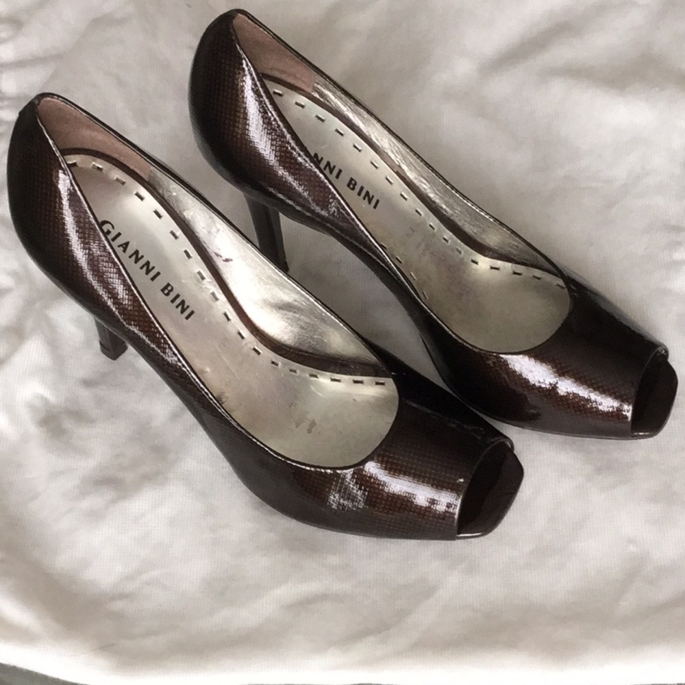 Brown Peep toe Heel